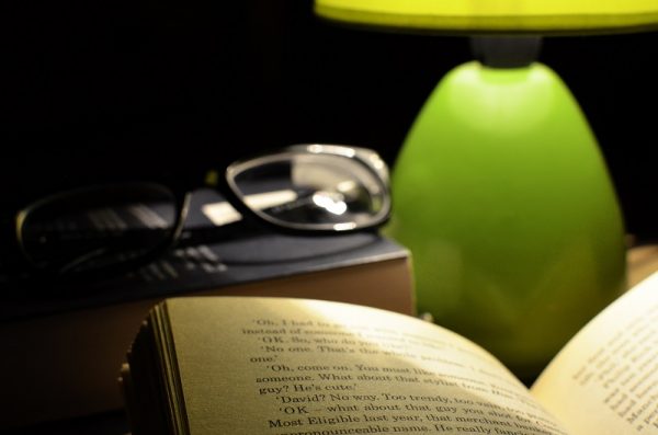 لامپ LED چه رنگی برای مطالعه بهتر است؟
